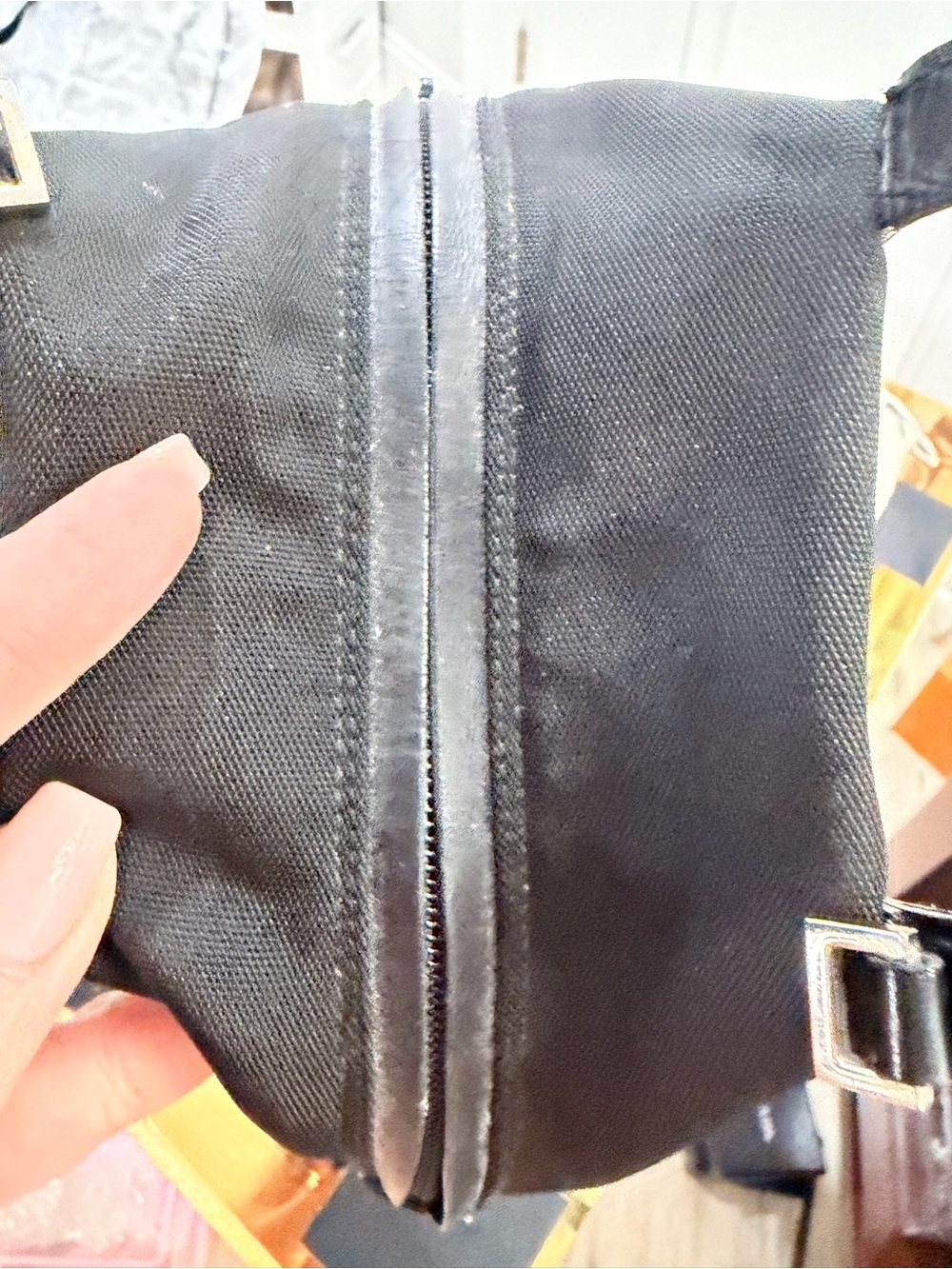 Gucci Top Handle Bag in Black Nylon + Dust Bag & Bee (Novelty) Scarf❣️ - Picture 10 of 16